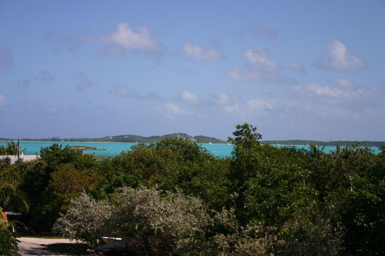 Island Time Villas ジョージ・タウン エクステリア 写真