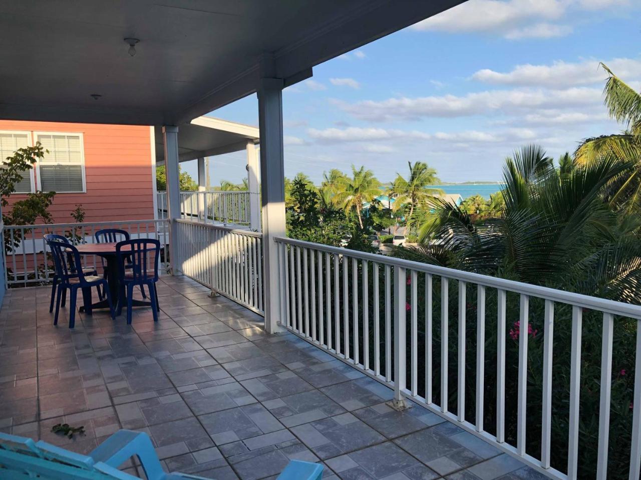 Island Time Villas ジョージ・タウン エクステリア 写真