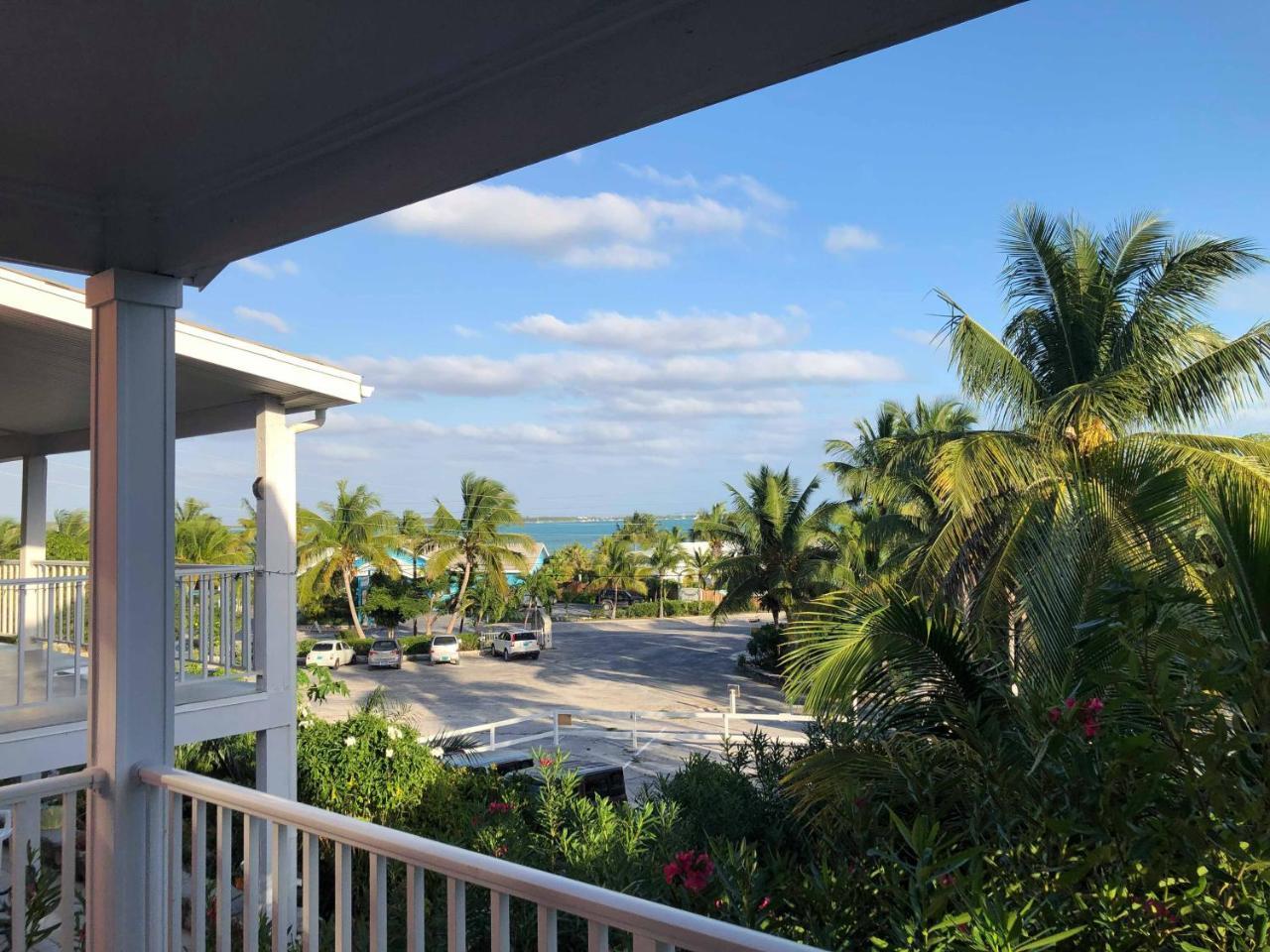 Island Time Villas ジョージ・タウン エクステリア 写真