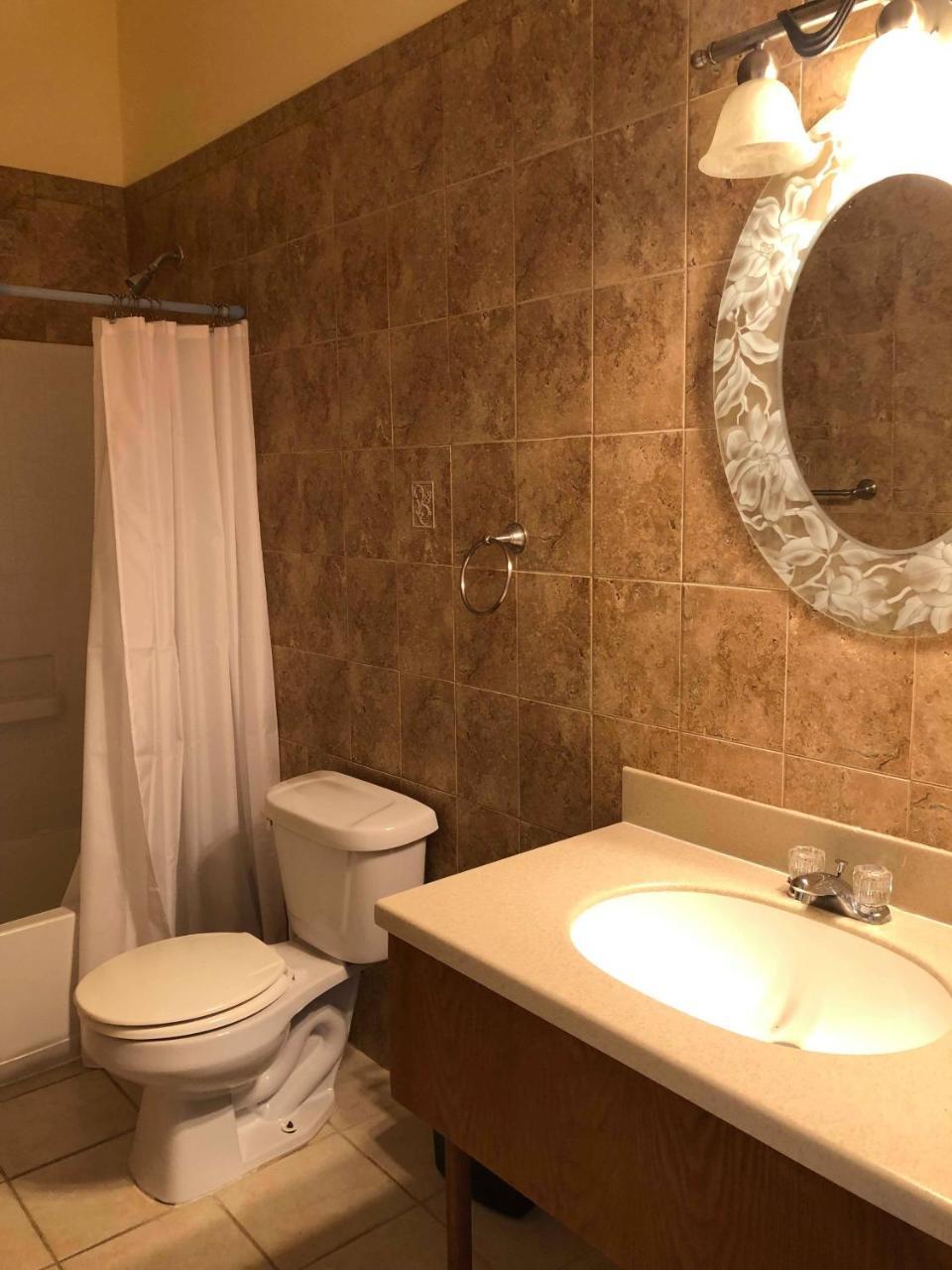 Island Time Villas ジョージ・タウン エクステリア 写真